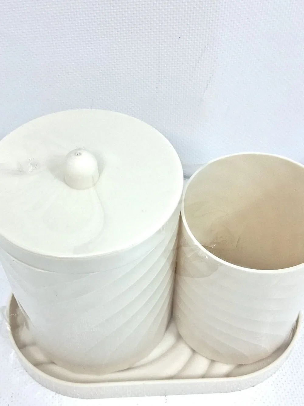 Ivory Cream Bathroom Makeup Vanity Set